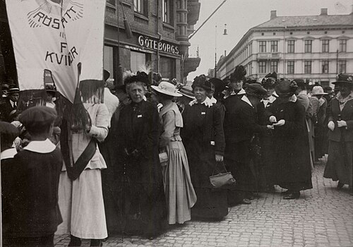 21 avr. 1944 - Droit de vote des femmes
