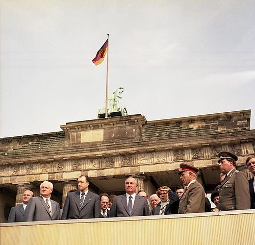 9 nov. 1989 - Chute du mur de Berlin